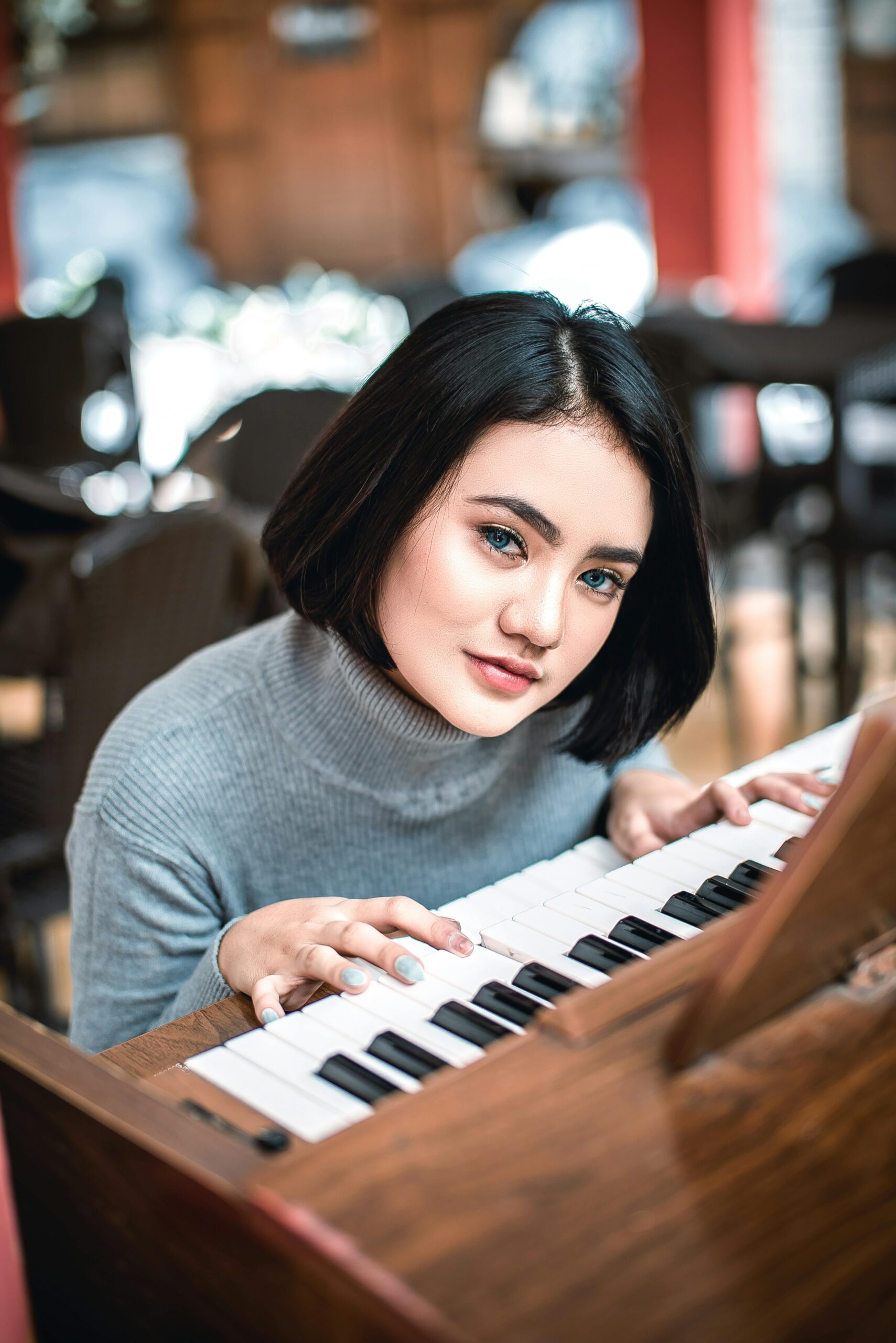 Muzikale Magie in De Koffietuin: Intiem Optreden van Sophia Rey
